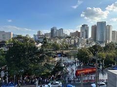 -包整·丝娃娃(一览甲秀楼风景店)