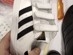 -阿迪达斯(武林银泰三叶草店)