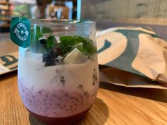 果莓植物酸奶芭菲杯-星巴克(深圳梅林虹湾店)