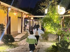 -湘力力小院·鱼汤泡饭(枫林路店)