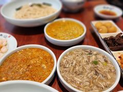 -裕兴记•蟹黄面馆(人民广场店)