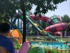 -欢乐水魔方水世界