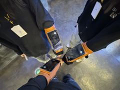 -暴风岛沉浸式体验馆(百联世纪店)