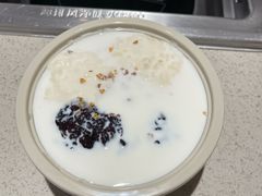 -RUXU入续糖水铺与包(卓悦中心店)