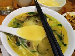 -乐忻皇朝(上海中心大厦店)