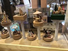 -猫的天空之城概念书店(杭州南宋御街店)