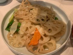 芦笋山药炒藕片-八月花(旺角朗豪坊店)