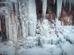 -大平台龙居瀑布旅游区
