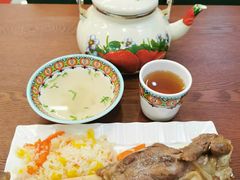 -西部哈哈特色抓饭