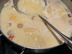 -尚尚仙·酸汤猪手·猪肚鸡火锅(华联万柳购物中心店)