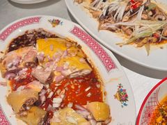 -炆艺乳鸽·煲仔饭大排档(望京来广营店)