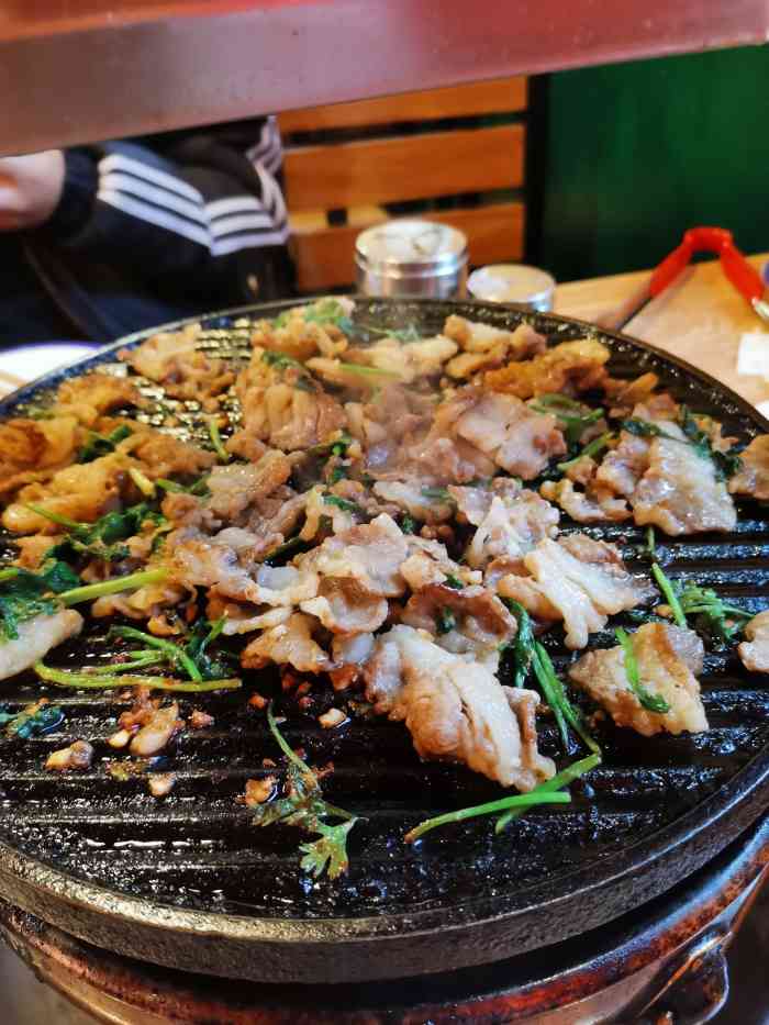 炙子革命老北京烤肉(鼓楼店)