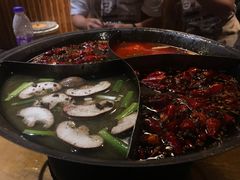 -白乐天毛肚火锅馆(南滨路店)