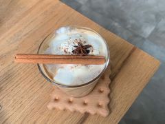 焦糖肉桂拿铁-怪 kafe.