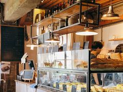面包甜点陈列柜-仙峰天然面包(迎宾路店)
