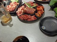 -啊美丽炭火烤肉(滑翔一店)
