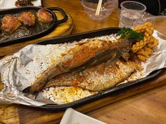 -老东镇啤酒屋海鲜加工·蒸汽海鲜·海鲜烧烤(台东店)