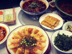 -北京烤鸭爱上川菜(中山路店)