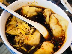 红汤辣-笑来喜馄饨小笼工坊店(湖滨街店)