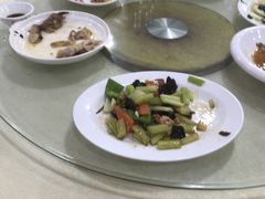 -考记泥焗鸡农庄·海鲜(北洛秘境店)