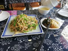 -八两八金·莱芜特色炒鸡(市南漳浦路店)