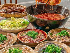 -谢老五跷脚牛肉·非遗传承店