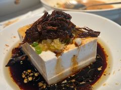 鸡枞菌拌豆腐-荣小馆(临海世纪花城店)