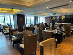 -深圳罗湖东门步行街亚朵X酒店