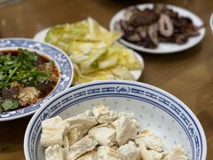 梆梆肉-天发芽·何记葫芦头泡馍·老字号(小南门店)