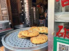 -喜洲杨记破酥粑粑