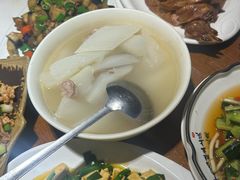 -宣威山野人家·云南菜·菌火锅(金碧店)