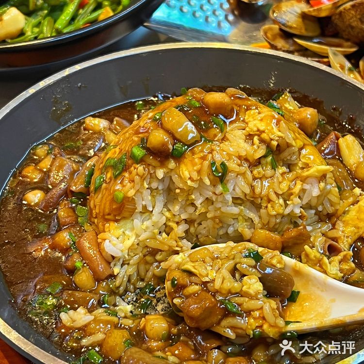 海肠捞饭不愧是招牌🥹四真的太香了 一口香到姥姥家！