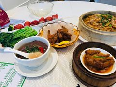 排骨凤爪蒸陈村粉-香港富临皇宫(扬名广场店)
