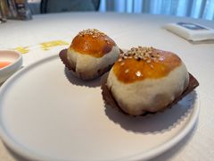 蜜汁叉烧酥-香港龙凤楼(巨鹿路洋房店)