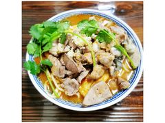 -亚忠小吃店(曾厝垵店)