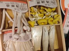-南城十里潮汕鲜牛火锅·鲜虾生滚粥(融汇老商埠店)
