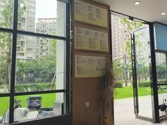 -半岛宠物医院24小时·内窥镜·牙科·碎石中心(府城大道店)