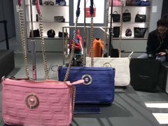 -宁波杉井奥特莱斯广场