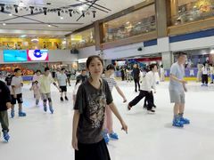 -正佳冰河湾真冰滑冰场