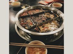 -邓莽子老火锅(中兴路总店)