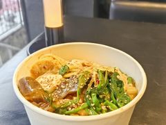 -W COLLECTIVE  DESSERT SHOP