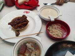 -东方明珠·可口可乐欢乐餐厅