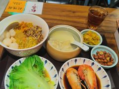 -蟹黄鱼·海派深夜面馆(巨鹿路店)