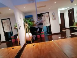 -Yvon yoga 瑜伽·精准体态管理中心