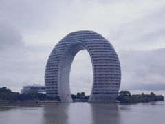 -湖州太湖旅游度假区-月亮广场