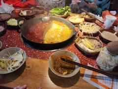 -赵美丽·重庆社区火锅·直营店(火车东站·中豪国际店)