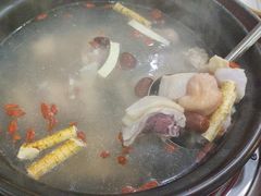 -濠轩阁特色生蚝火锅(水湾路店)