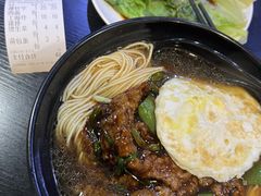 滑炒牛肉面-董记庐春面馆(北京西路店)