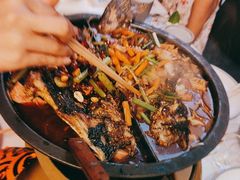 -鸣记脆皮烤鱼·海鲜烤鱼(三八广场店)