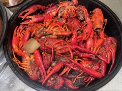 -李双猪·小龙虾·烧烤·羊肉煲(乐山店)